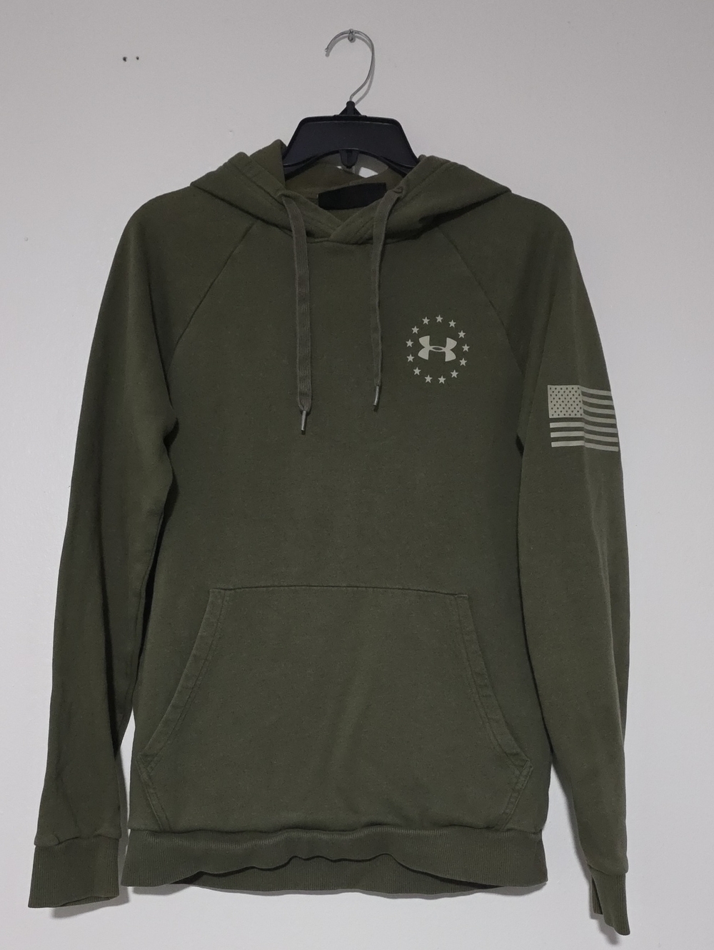 Under Armour Men's Olive Hoodie with Flag Sleeve Graphic